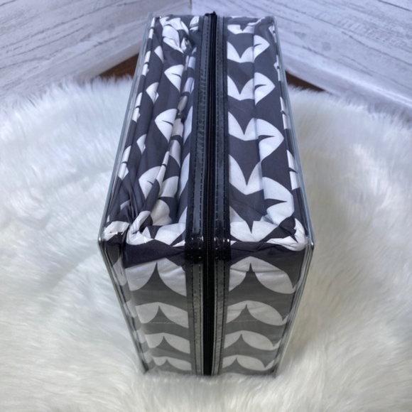 ⭐️SEE NEW LISTING⭐️King 4pc Charcoal Wave Bedsheets - Picture 3 of 5